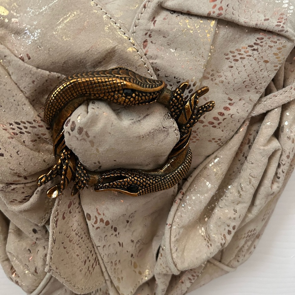 Sharif Beige Crossbody Bag with Gold Details - Picture 3 of 8